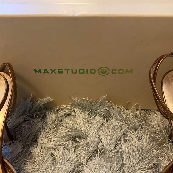 Max Studios Strappy Shoes - Picture 6 of 13